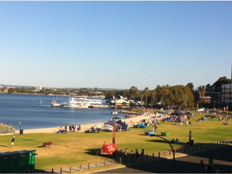 South Perth Esplanade, South Perth WA 6151