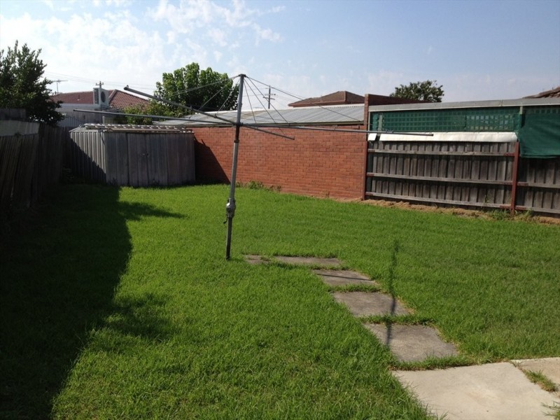 Begonia Court, Lalor VIC 3075