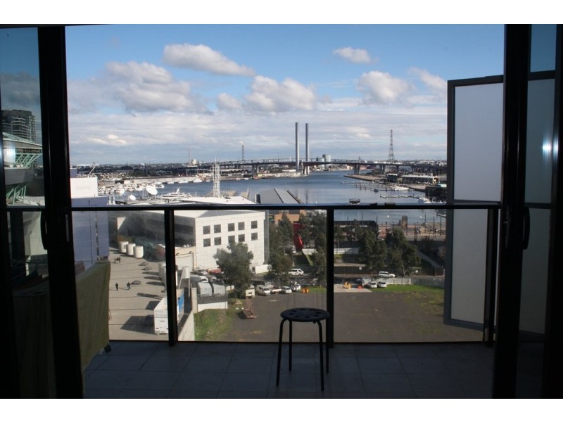 La trobe street, Docklands VIC 3008