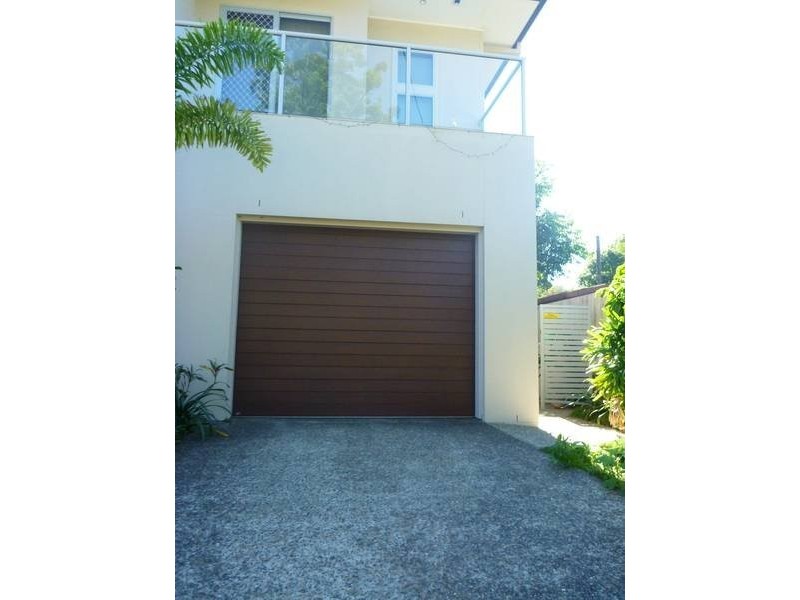 Nevenia Street, Labrador QLD 4215