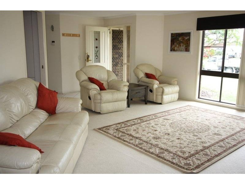 Pheasant Street, Parrearra QLD 4575