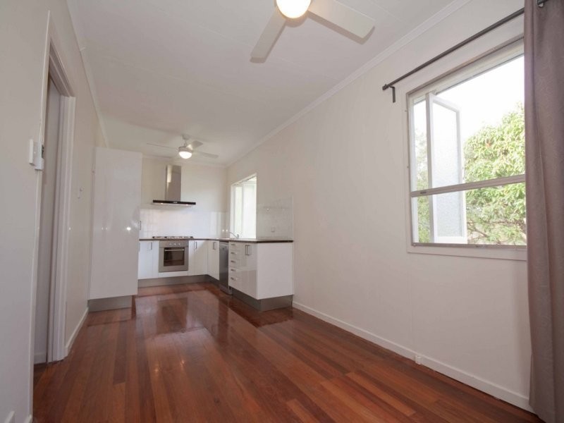 Camp Hill, Camp Hill QLD 4152