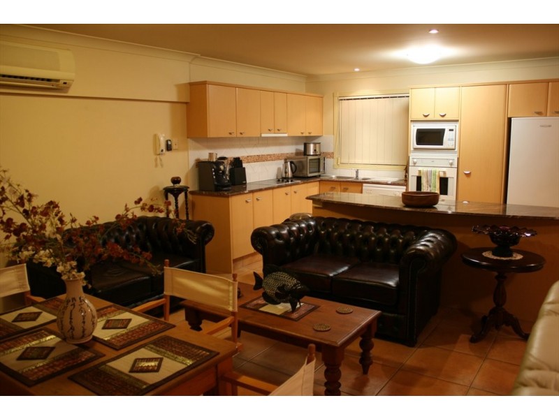 WOODY VIEWS WAY, Robina QLD 4226