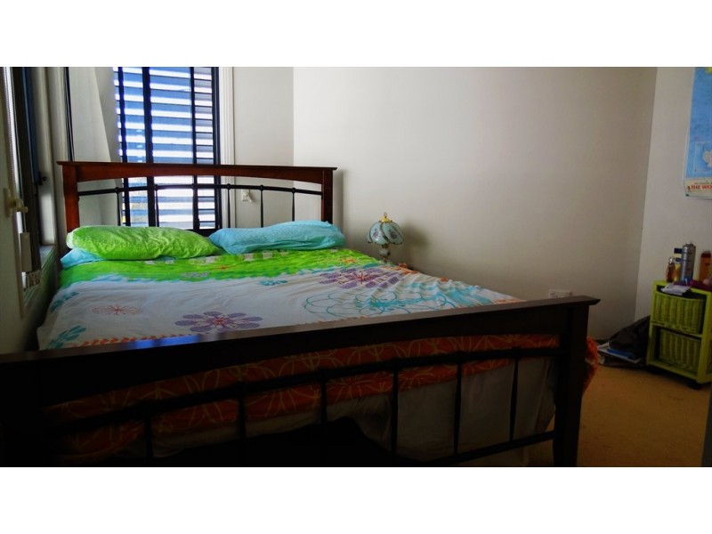 Dolphin Ave, Mermaid Beach QLD 4218