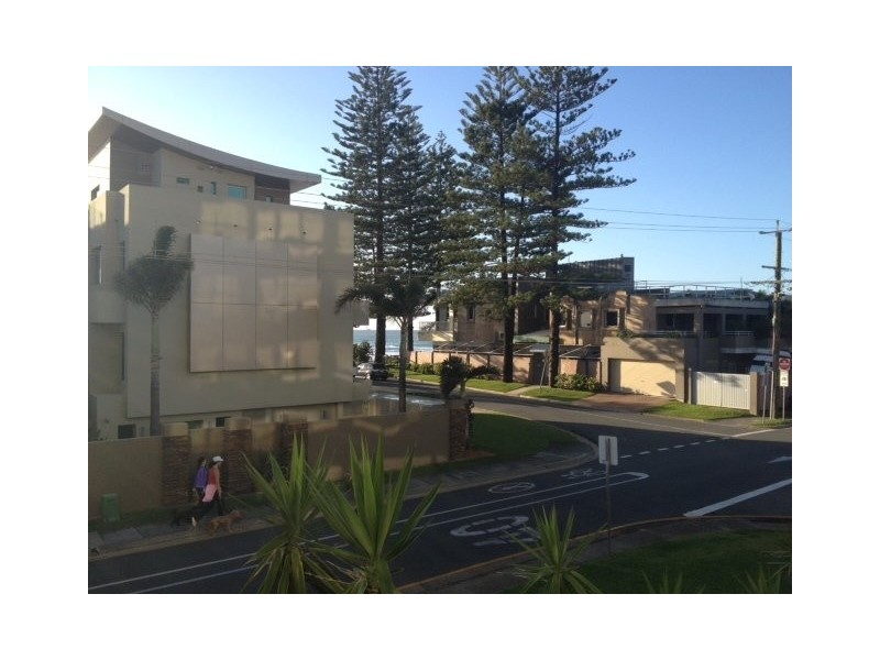 Francis Street, Mermaid Beach QLD 4218