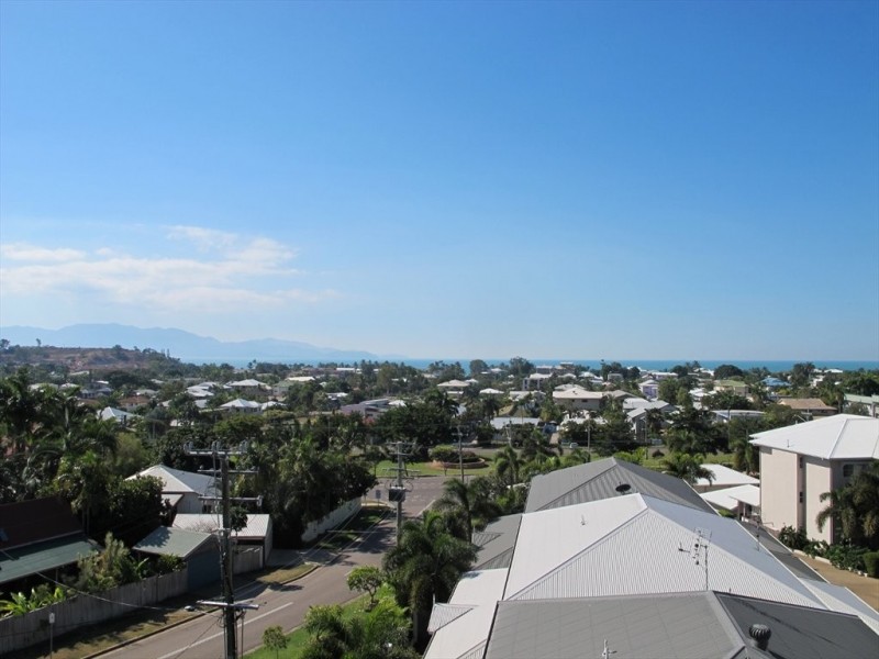 Warburton Street, North Ward QLD 4810