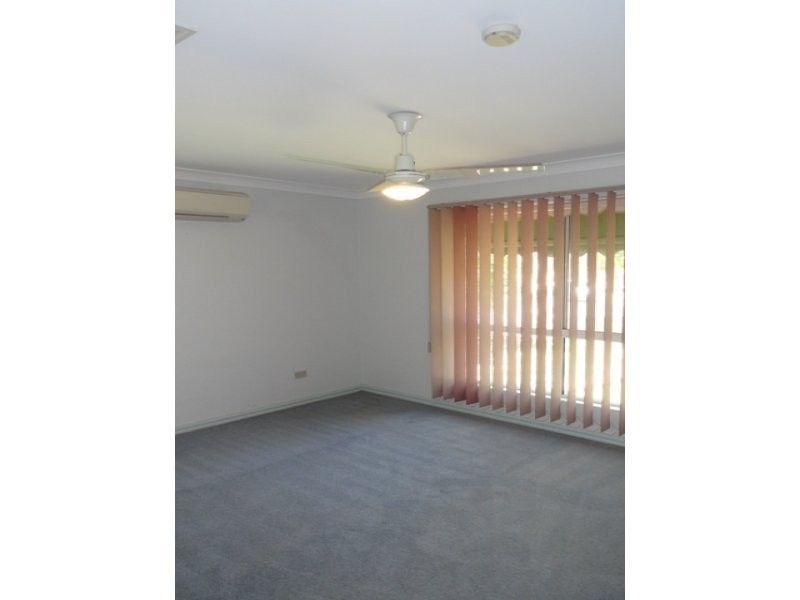 Gilbert Place, Larapinta NT 0870