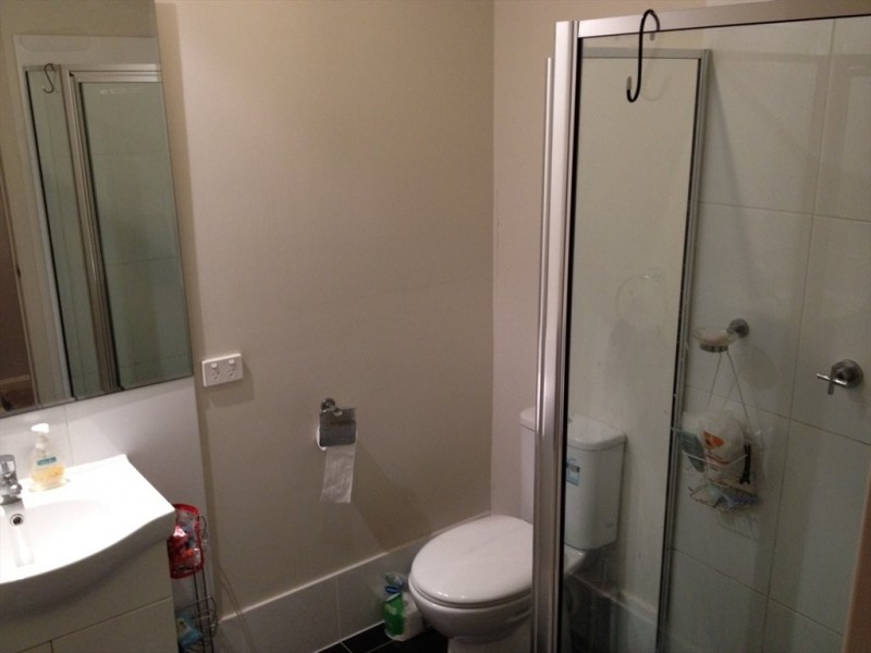 Dowling drive, Southport QLD 4215