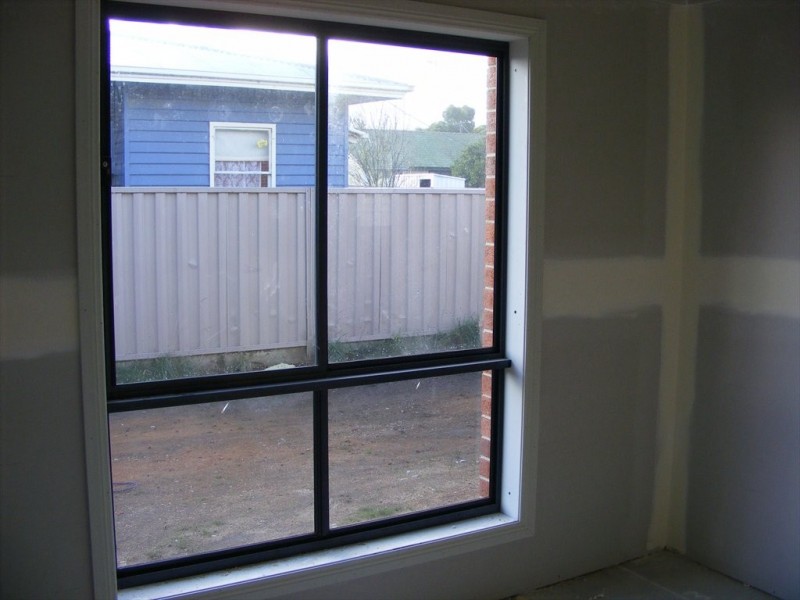 wattle ave, Wendouree VIC 3355