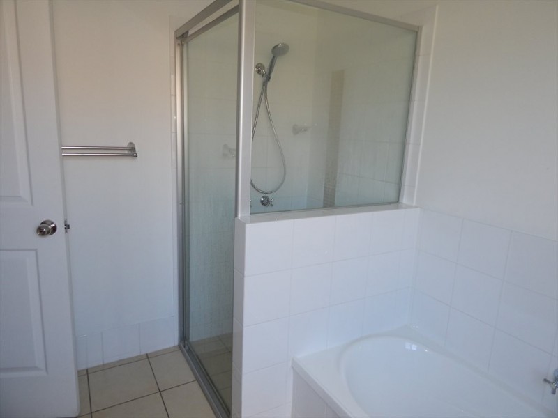 00-0–, Kallangur QLD 4503