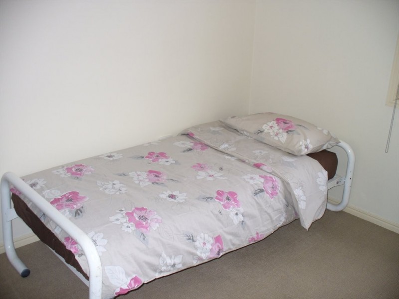 Crestwood Drive, Molendinar QLD 4214