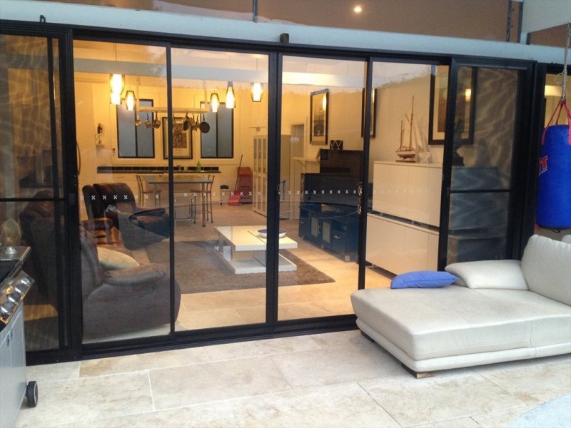 Paramount, Belrose NSW 2085
