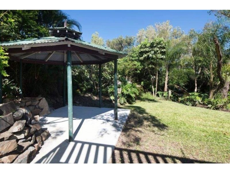 Angus Court, Highland Park QLD 4211