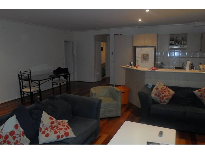 The Avenue, Parkville VIC 3052