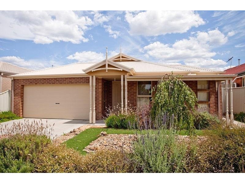 Greenview Circuit, Epsom VIC 3551