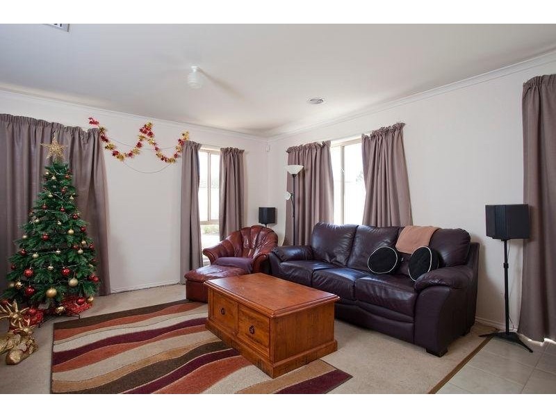 Greenview Circuit, Epsom VIC 3551