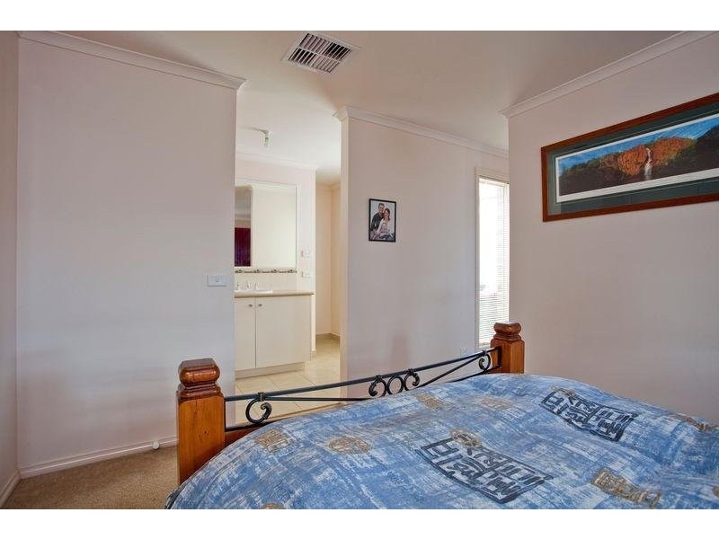 Greenview Circuit, Epsom VIC 3551