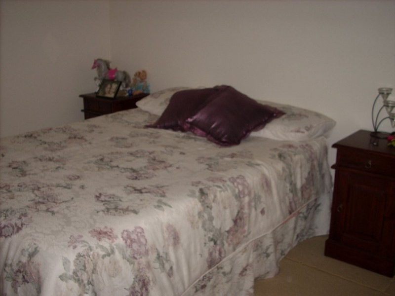 Canterbury, Ashmore QLD 4214
