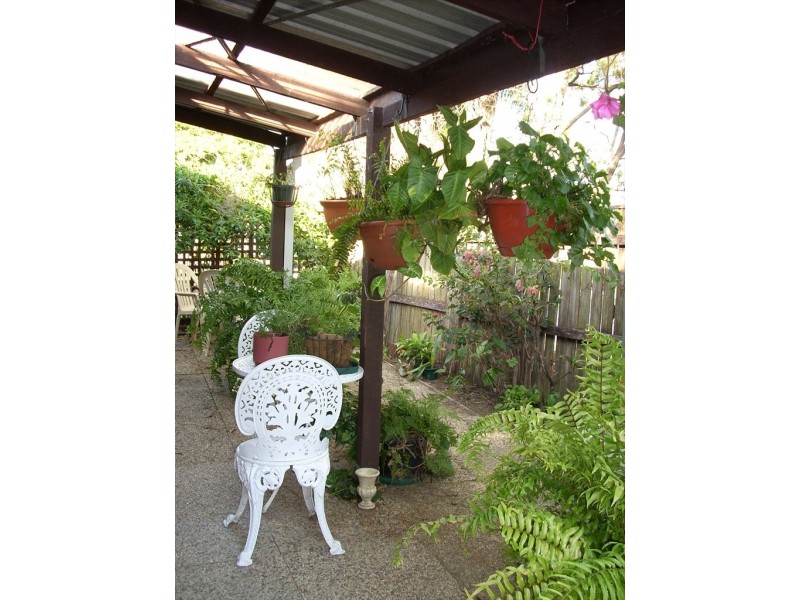 Canterbury, Ashmore QLD 4214