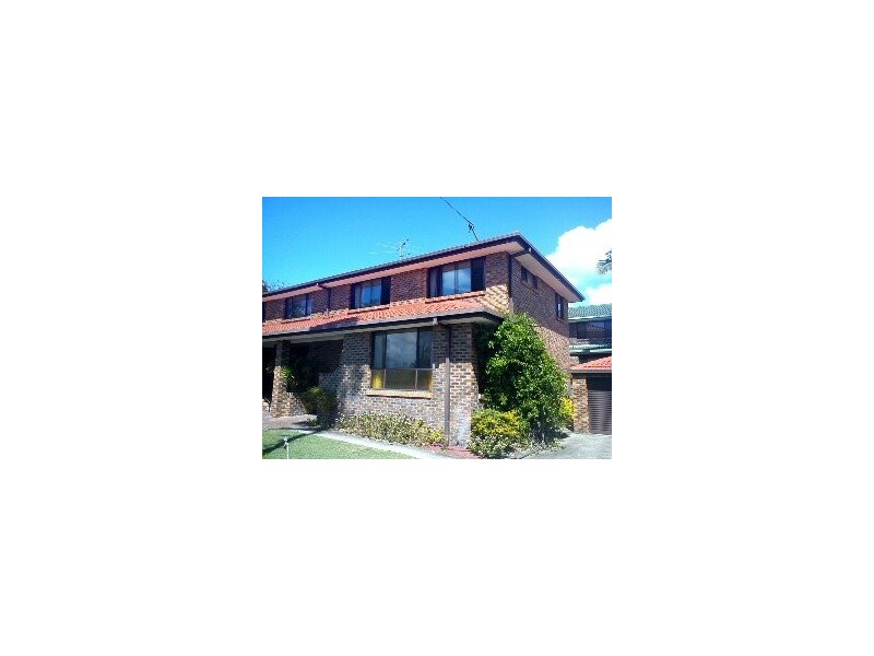 Dolphin Avenue, Mermaid Beach QLD 4218