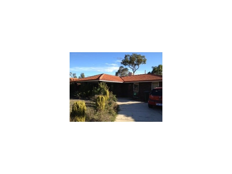 Hillwood Avenue, Warwick WA 6024