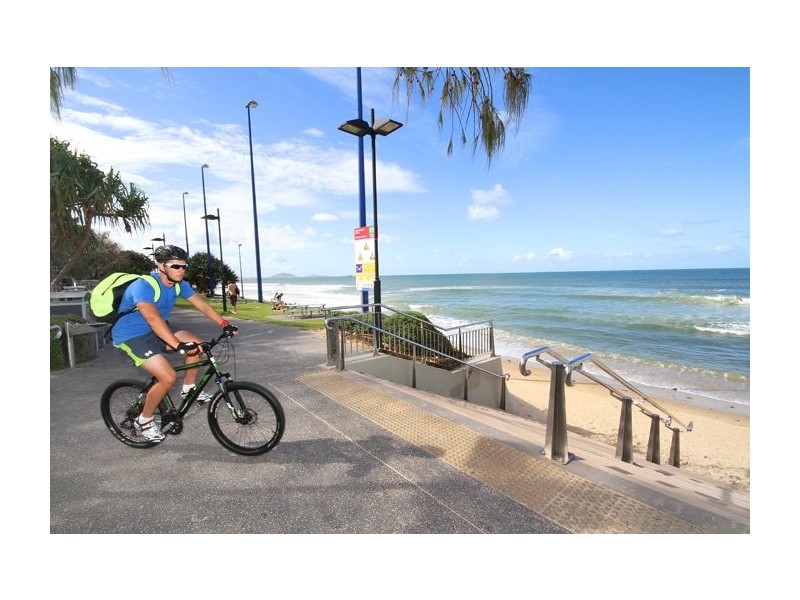 Juan St, Alexandra Headland QLD 4572