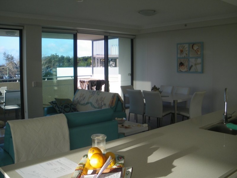 Sixth Avenue, Cotton Tree QLD 4558