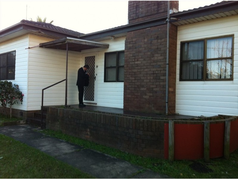 Dobbie Avenue, East Corrimal NSW 2518
