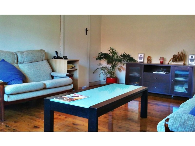 Henley Ave, Wollongong NSW 2500
