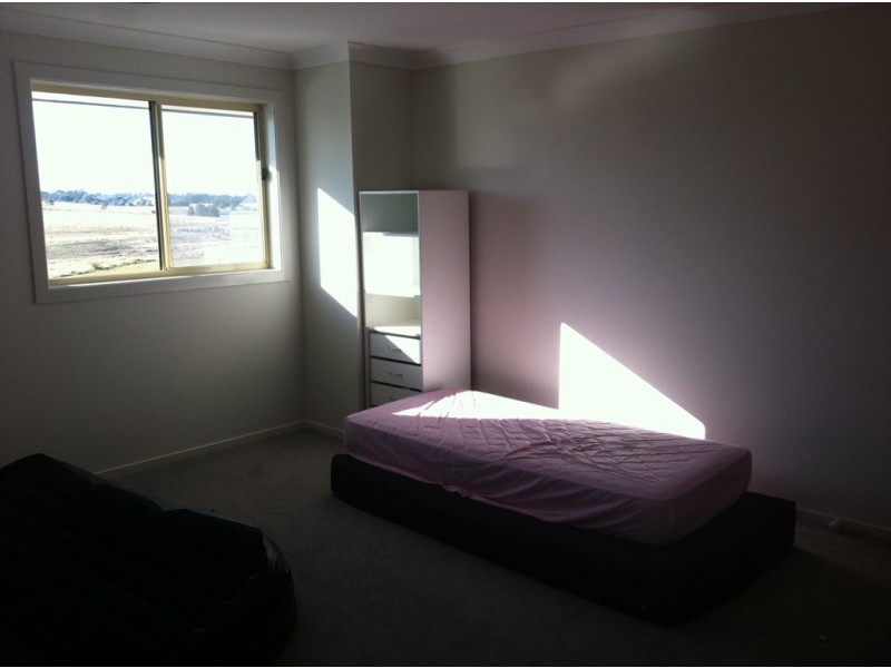 Heath Avenue, Aberglasslyn NSW 2320