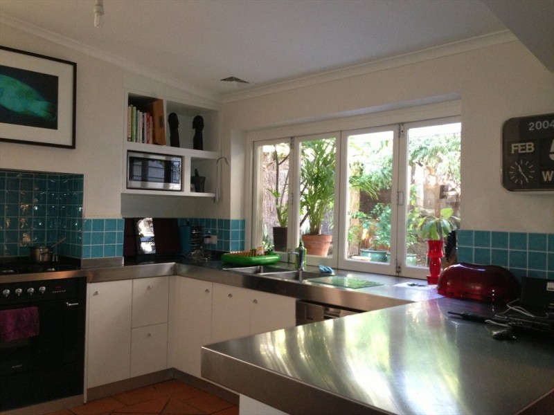 Thompson Road, North Fremantle WA 6159