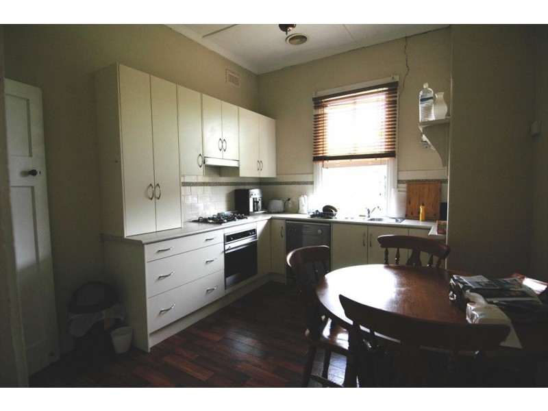 Darlow Street, Wagga Wagga NSW 2650
