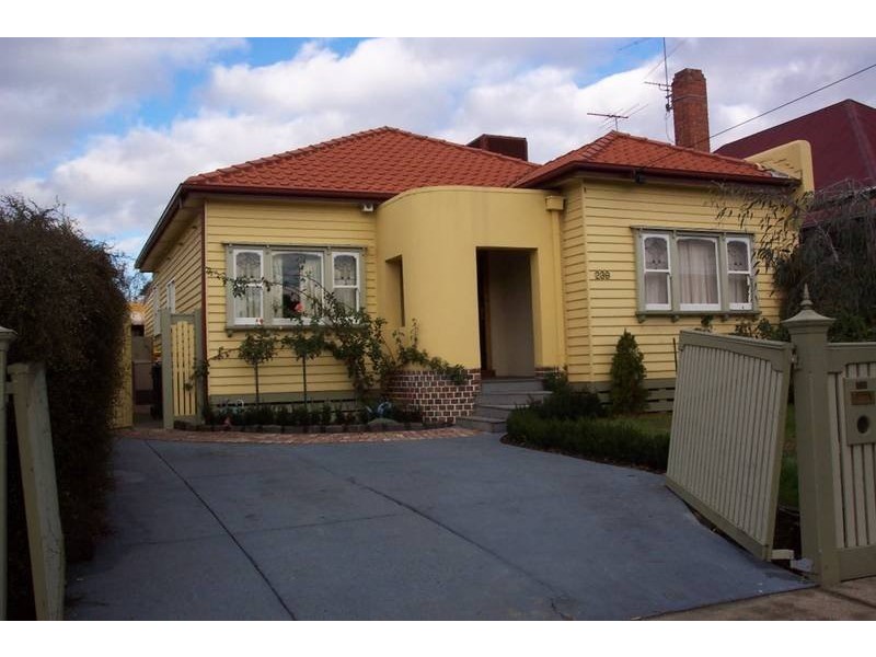Maribyrnong Road, Ascot Vale VIC 3032