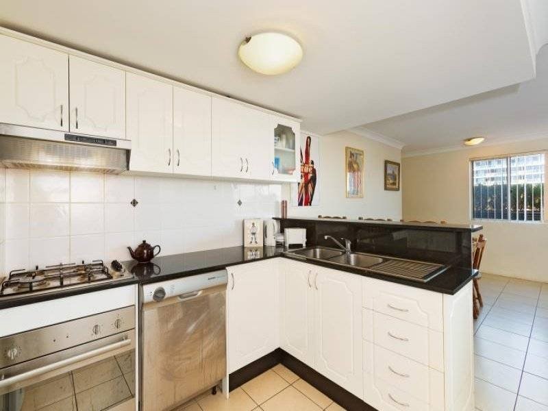 anzac parade, Kingsford NSW 2032