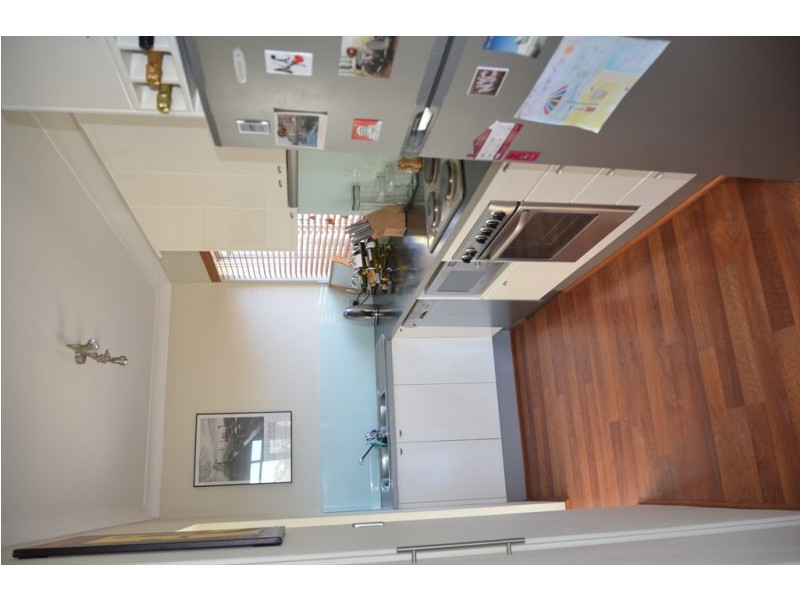 Lawrence, Freshwater NSW 2096