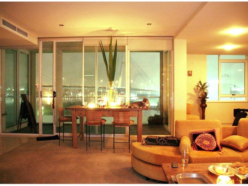 refinery drive, Pyrmont NSW 2009