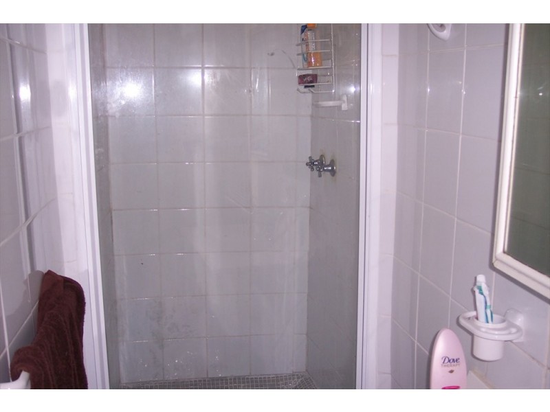 McIntyre Road, Sunshine VIC 3020