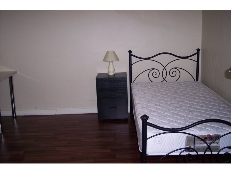 McIntyre Road, Sunshine VIC 3020