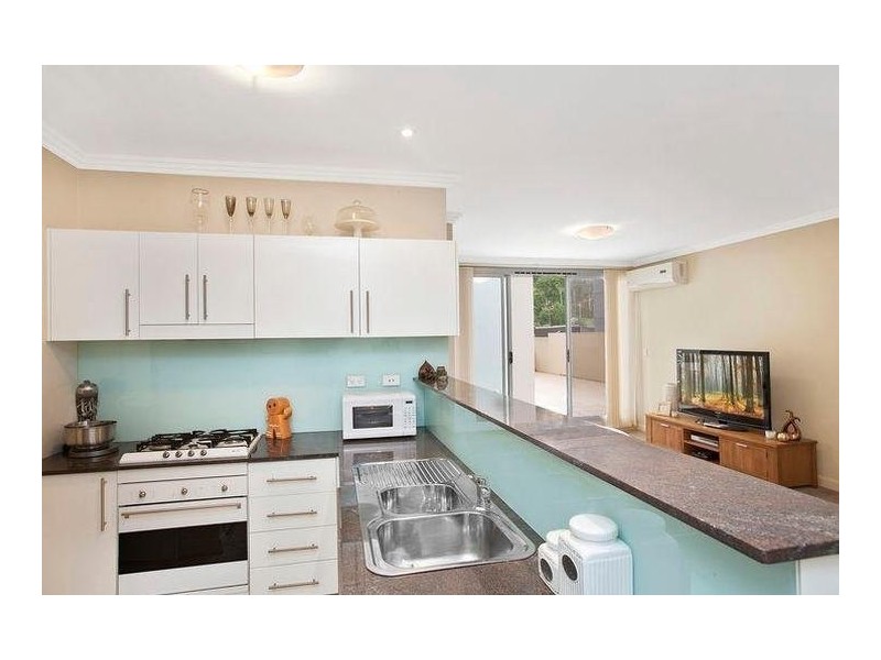 Baker St, Gosford NSW 2250