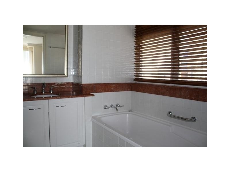 Alice St, Brisbane QLD 4000