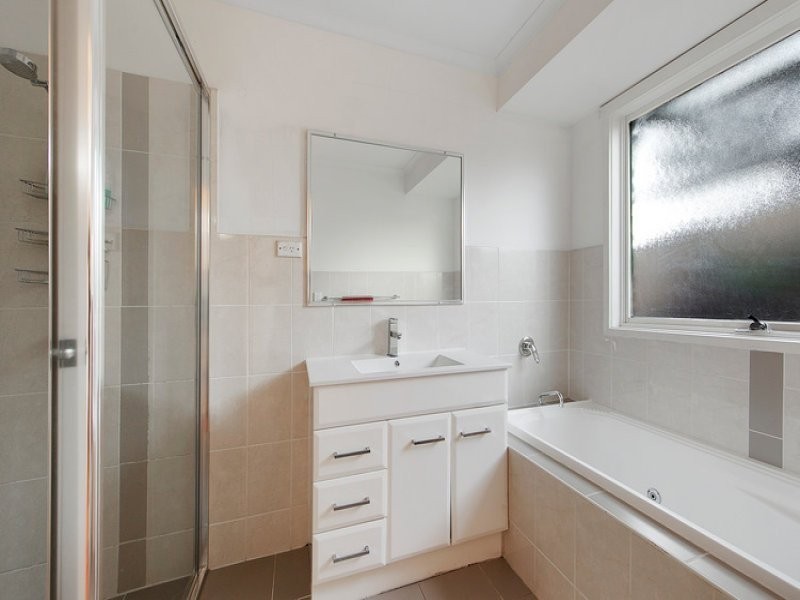 Strathavan, Berwick VIC 3806