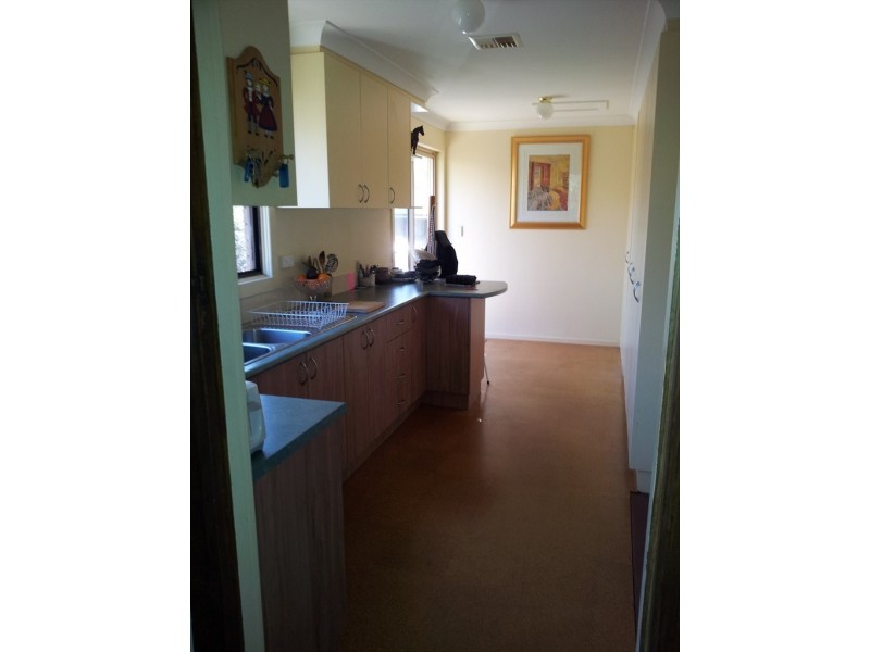 Gormanston Cres, Deakin ACT 2600