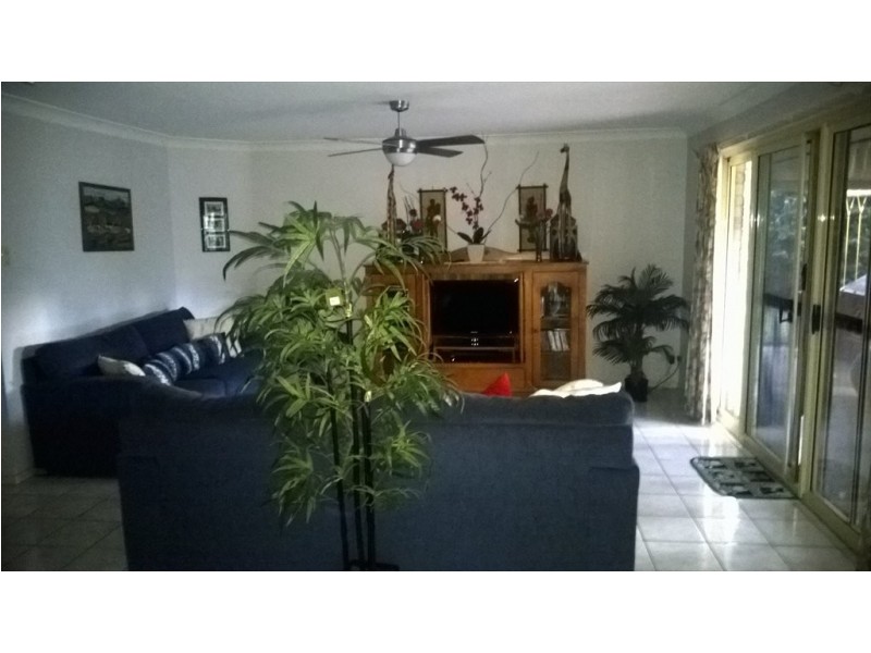 Avon Avenue, Banksia Beach QLD 4507