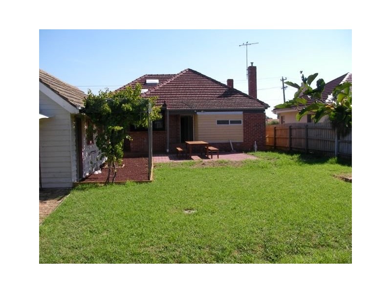70 Kanooka Grove, Clayton VIC 3168