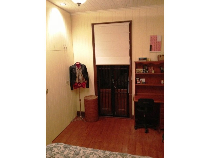 Blakeney Street, Highgate Hill QLD 4101