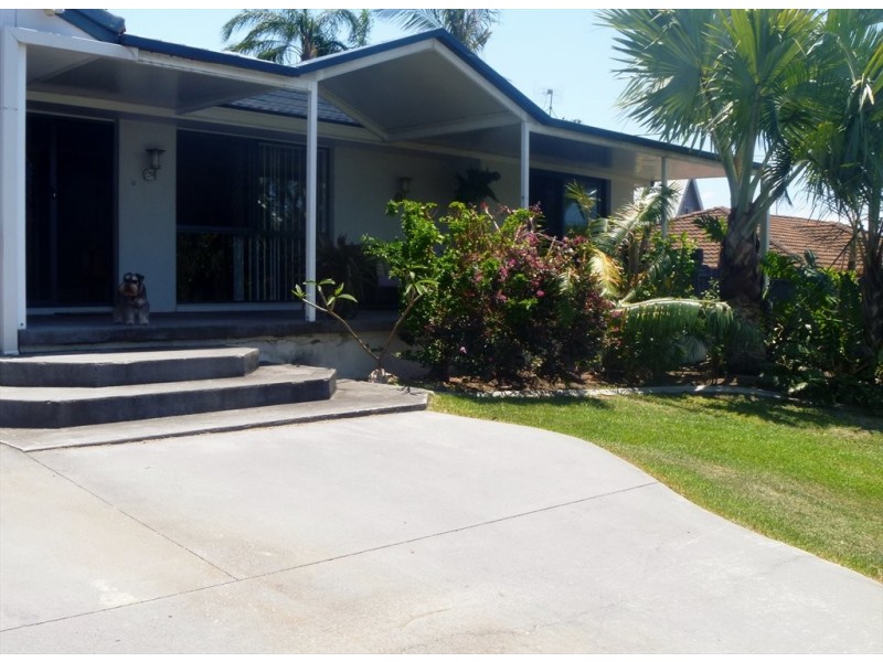 Jarmo Crescent, Southport QLD 4215
