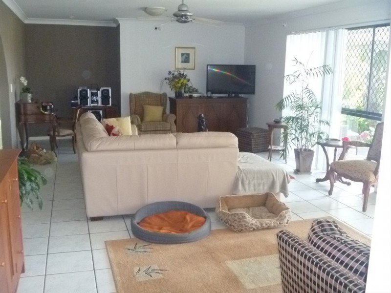 Jarmo Crescent, Southport QLD 4215