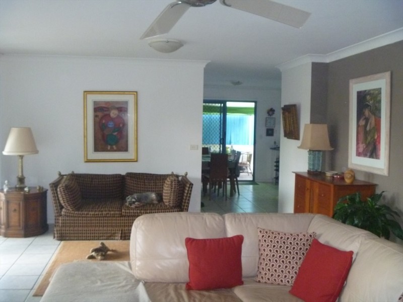 Jarmo Crescent, Southport QLD 4215