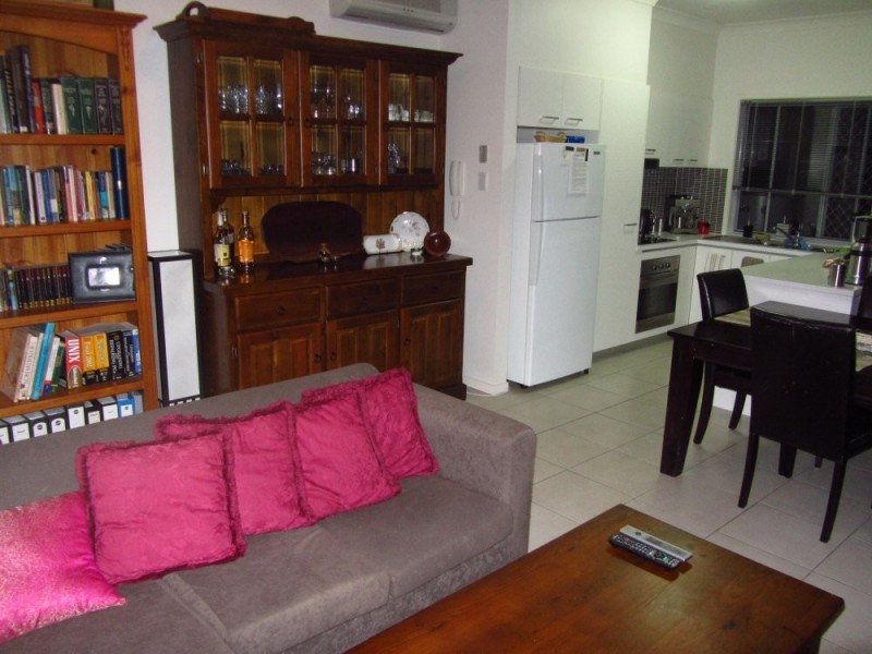 Cascade Dr, Underwood QLD 4119