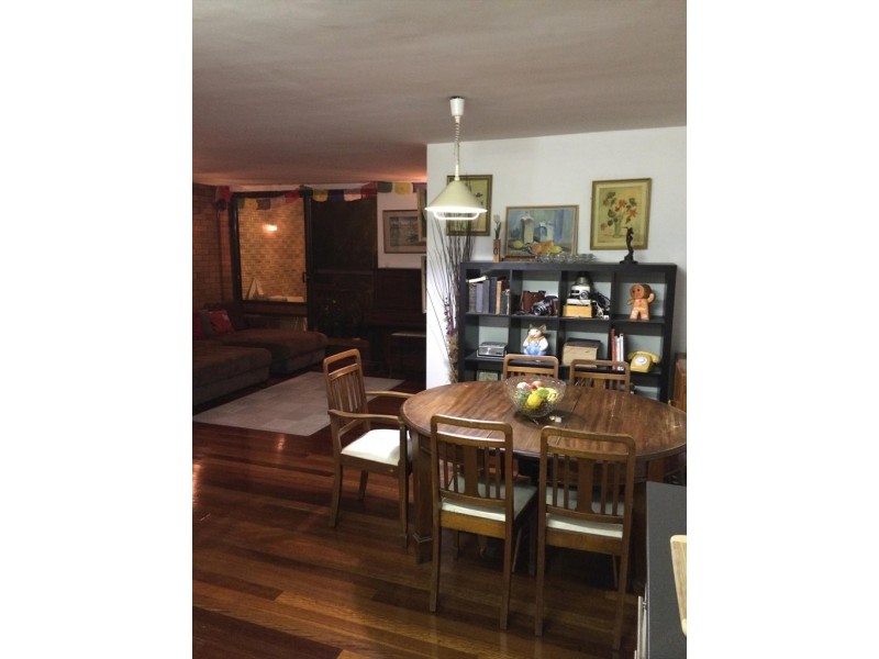 Riverview Tce, Indooroopilly QLD 4068